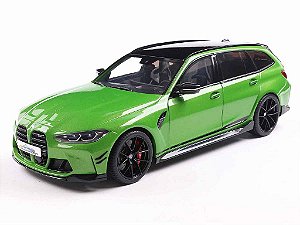 BMW M3 Touring c/ Performance Parts 2024 1:18 Solido Verde