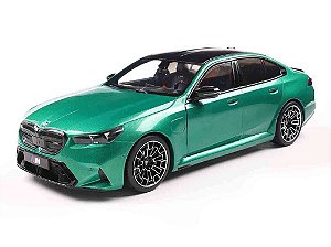 BMW M5 M 2025 1:18 Solido Verde