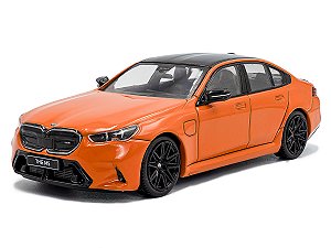 BMW G90 M5 Sedan 2024 1:43 Solido Laranja