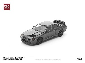 Nissan Skyline GT-R R32 1:64 POP RACE Dark Chrome Series