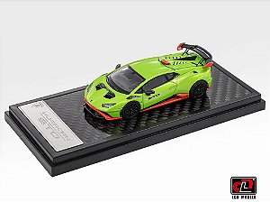 Lamborghini Huracan STO 1:64 LCD Models Verde
