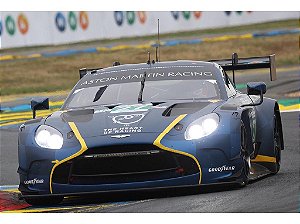 Aston Martin Vantage AMR LMGT3 HEART OF RACING TEAM 24Hs Le Mans 2025 1:64 Spark
