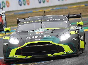 Aston Martin Vantage AMR LMGT3 RACING SPIRIT OF LEMAN 24Hs Le Mans 2025 1:64 Spark