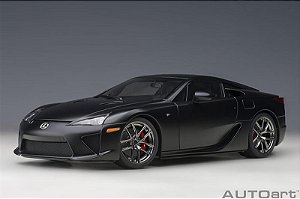 Lexus LFA 1:18 Autoart Preto