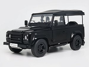 *** PRÉ-ORDER *** Land Rover Defender 90 Short 2016 1:18 Solido Preto