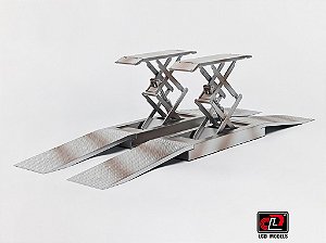 Plataforma Elevatória Tipo Tesoura em Metal 1:18 LCD Models Prata