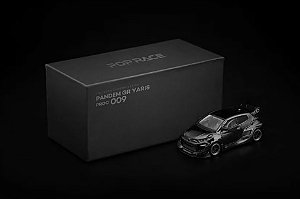 *** PRÉ-ORDER *** Pandem GR Yaris 1:64 POP RACE Dark Chrome