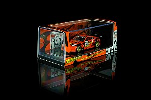 *** PRÉ-VENDA *** Nissan Fairlady Z Option Strem Z (Z33) 1:64 MOTORHELIX PV13007