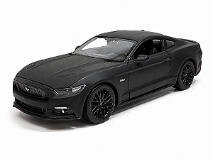Ford Mustang GT 2015 1:24 Welly Preto