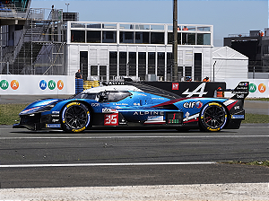 *** PRÉ-ORDER *** Alpine A424 ALPINE ENDURANCE TEAM 24Hs Le Mans 2026 1:64 Spark QTD3