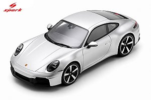 *** PRÉ-ORDER *** Porsche 911 Carrera S (992.2) 1:18 Spark Prata