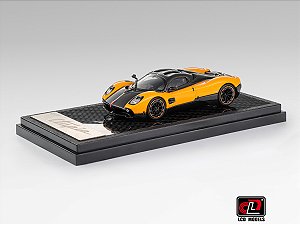 *** PRÉ-ORDER *** Pagani Utopia 1:64 LCD Models Amarelo QTD3
