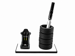 *** PRÉ-VENDA *** Porta-Canetas JDM Style Tire + Seat 1:18 MOTORHELIX PV12943