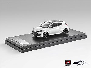 GR Yaris RZ High Performance 2024 1:64 LCD Models Branco