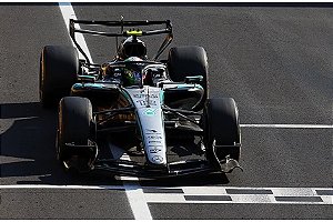 *** PRÉ-ORDER *** Fórmula 1 Mercedes-AMG W17 Petronas Team Winner Italian GP 2026 C/ Figura 1:18 Spark