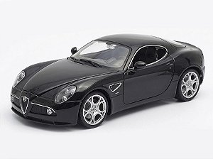Alfa Romeo 8C Competizione 1:24 Welly Preto