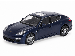 Porsche Panamera S 1:24 Welly Azul