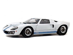 *** PRÉ-ORDER *** Ford GT40 Mk.1 1968 1:18 Solido Branco