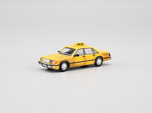 *** PRÉ-ORDER *** Taxi Old Model 1:64 Perka QTD3