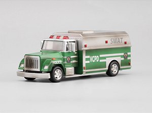 *** PRÉ-ORDER *** Armored Vehicle Old Model 1:64 Perka