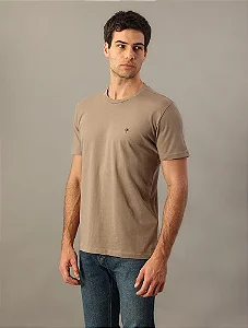 Camiseta Masculina Estampa Ômega No Peito Calvin Klein Caqui Claro
