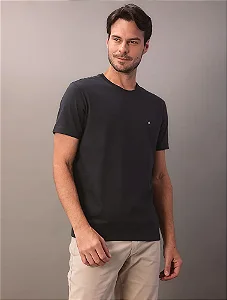 Camiseta Masculina Básica em Meia Malha Calvin Klein Azul Marinho