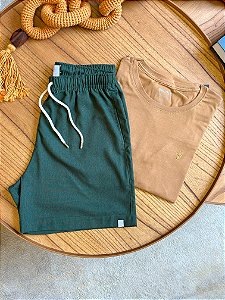 Kit Shorts Linho Verde Musgo + Camiseta Cotton Pima Terracota Bruder