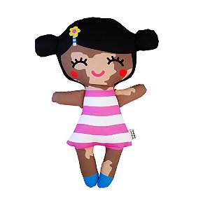 Boneca de Pano Mimi Vitiligo (Tamanho M) - Gente que adora