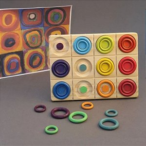 Círculos Concêntricos de Encaixe Kandinsky - Coloridos - Criando Brinquedos