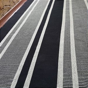 Tapete Tear Algodão Listrado Cru e Preto 1,90x2,35m