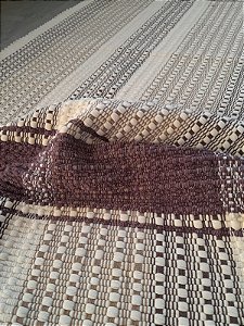 Tapete Algodão Fio de Malha Tear Diamante Cru e Lilás 0,70x1,50m