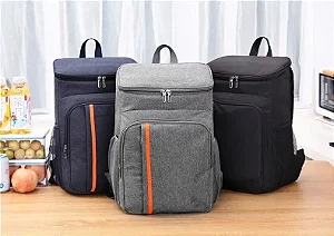 Mochila Térmica Cooler Bebidas Viagem Unissex Impermeável Cor Preto
