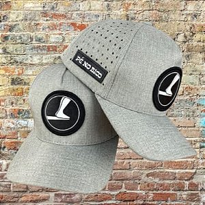 Pé no Bico American Cap