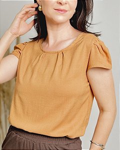 Blusa Com Manga Princesa Curta E Pregas Na Gola - Slim e Plus Size
