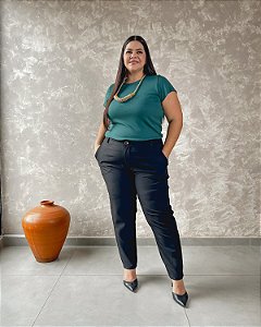 Calça Skinny Com Bolsos Faca E Traseiros - Slim e Plus Size