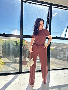 Conjunto: Blusa Baby Manga Curta, Barra Virada, Calça Pantalona - Slim Size