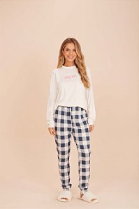 Pijama Manga Longa e Calça Hug Me Xadrez Azul Marinho