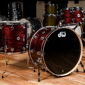 Bateria DW Collector´s Series - Cor Red Silk Onyx Com Ferragens Black Nickel