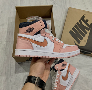 Tênis Nike Air Jordan 1 High Zoom CMFT Pink Glaze -  Linha exclusiva