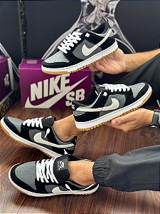 SB Dunk - CInza / Preto