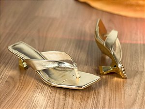 Tamanco Maitê Dourado