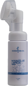 Novo Mousse de Limpeza Facial Essehydrata com esponja aplicadora