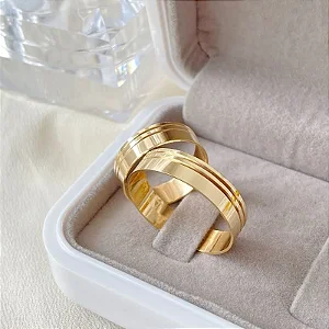 Par de Alianças Outono Ouro 18k 8 gramas 6mm Casamento Noivado