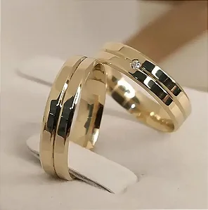 Par de Alianças  Califórnia Em Ouro 18k Legítimo Abaulada 4mm 6g - Sheju Joias