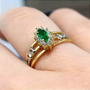 Anel de Formatura Personalizável em Ouro 18K com Pedras Sintéticas 4g