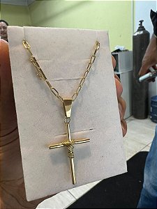 Cordão masculino em ouro 18k legítimo com pingente Cruz com manta em ouro 18k