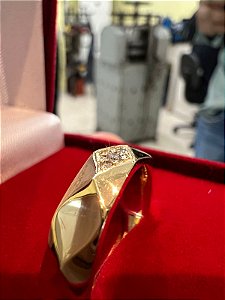 Anel Lonsago de Ouro 18k com 3 Diamantes Naturais