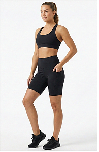 Bermuda Fitness Bella Canella com bolso