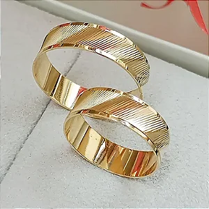 Par de Alianças Riviera em ouro 18K 6.0mm