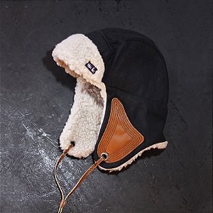Capfly - Lona Preta - Carmelo- Forro Creme